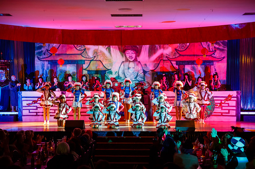 Weiberfastnacht: image 25 of 177