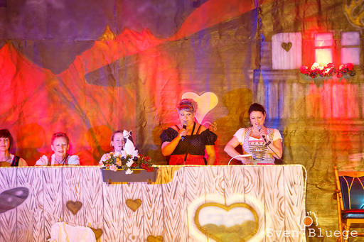 Weiberfastnacht 2018: image 17 of 172